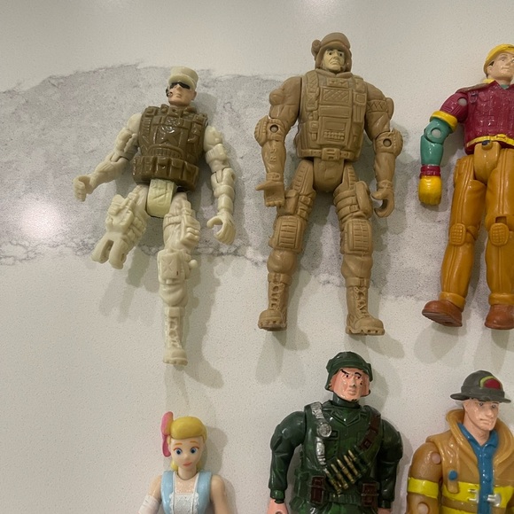 Vintage guys lot of 8 - Picture 4 of 5